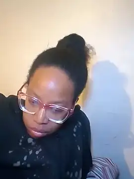 Snapshot of madamsensuale chatting on 10, 1, 2025 madamsensuale online show from 10, 1, 2025