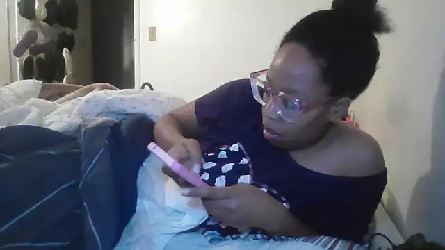 Snapshot of madamsensuale chatting on 15, 2, 2025 madamsensuale online show from 15, 2, 2025