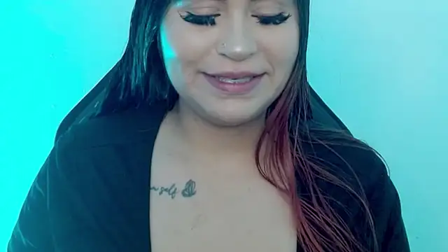 Snapshot of cata__gutierrez_ chatting on 28, 5, 2026 cata gutierrez online show from 28, 5, 2026