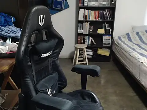 thealfawolf01 online show from 11, 2, 2026