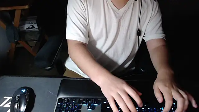 thealfawolf01 online show from 13, 10, 2025