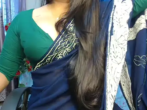 Snapshot of Unlucky-flowers chatting on 20, 11, 2025 Unlucky-flowers online show from 20, 11, 2025