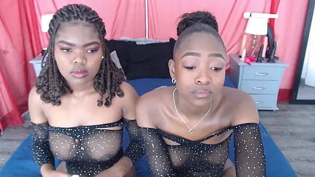 AdelynYasmin online show from 28, 2, 2025