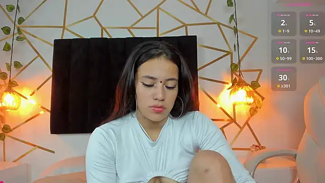 Megan Thompsonn online show from 6, 3, 2025