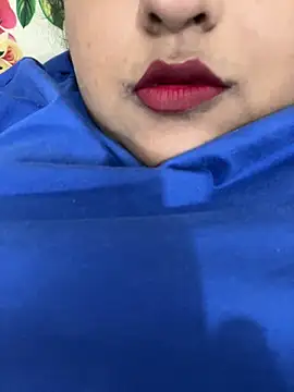 smile pretty online show from 5, 12, 2025