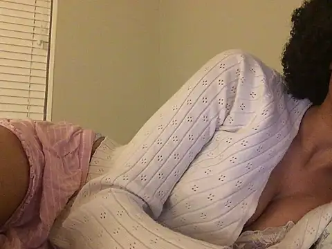 loveofbea online show from 4, 1, 2025