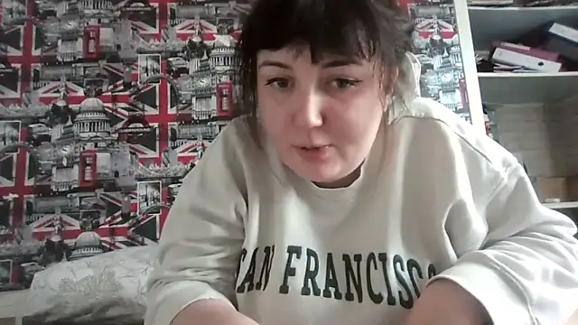 Snapshot of Lynylou chatting on 1, 11, 2025 Lynylou online show from 1, 11, 2025