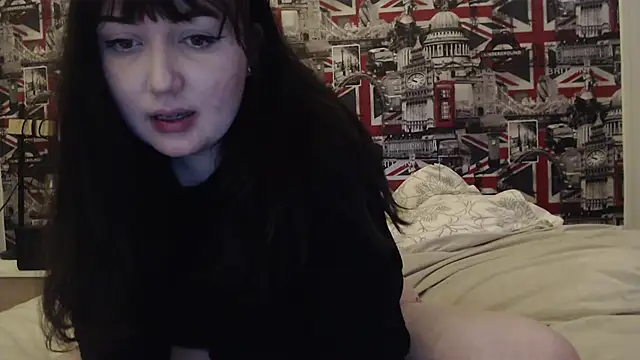 Lynylou online show from 24, 2, 2026