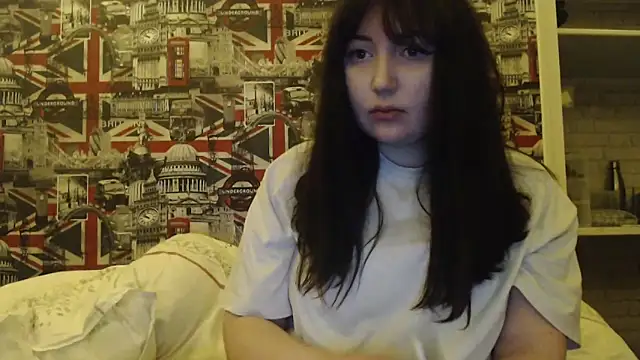 Lynylou online show from 8, 2, 2026