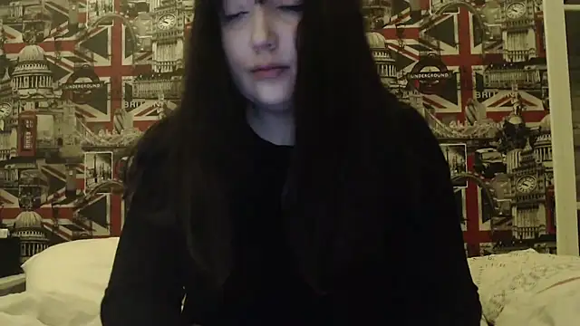 Lynylou online show from 9, 2, 2026