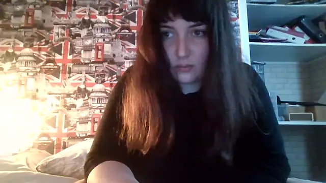 Snapshot of Lynylou chatting on 22, 10, 2025 Lynylou online show from 22, 10, 2025