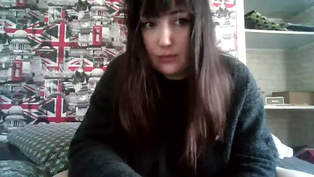 Snapshot of Lynylou chatting on 19, 11, 2025 Lynylou online show from 19, 11, 2025