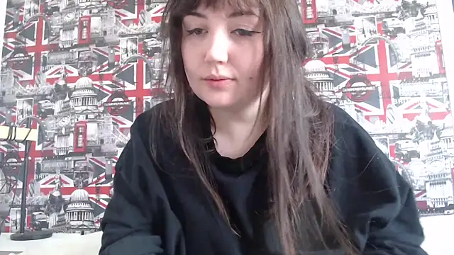 Lynylou online show from 13, 4, 2026