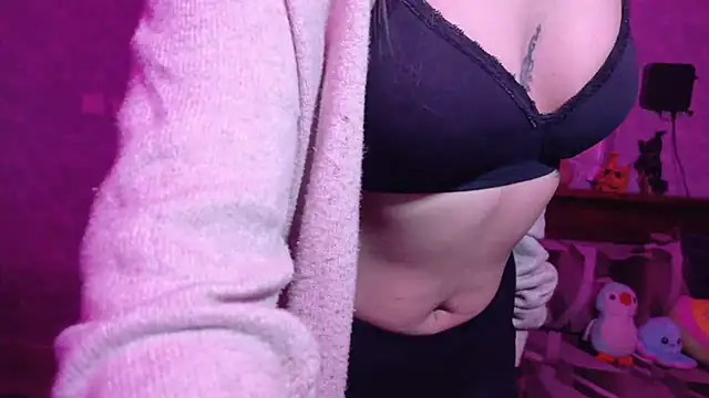 MidnightFlame online show from 14, 12, 2025