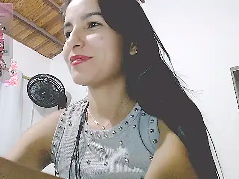 Snapshot of tifany19_ chatting on 2, 11, 2025 tifany19 online show from 2, 11, 2025