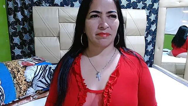 Stefanny Taylor  online show from 5, 2, 2026