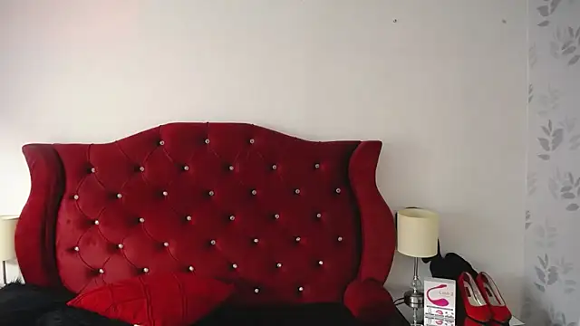 Snapshot of BrithneyLee_ chatting on 17, 2, 2025 BrithneyLee online show from 17, 2, 2025