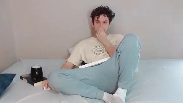 Snapshot of Elio555 chatting on 9, 2, 2025 Elio555 online show from 9, 2, 2025