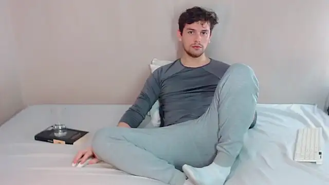 Snapshot of Elio555 chatting on 22, 3, 2025 Elio555 online show from 22, 3, 2025