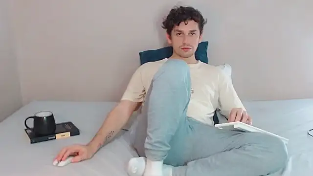 Snapshot of Elio555 chatting on 6, 2, 2025 Elio555 online show from 6, 2, 2025