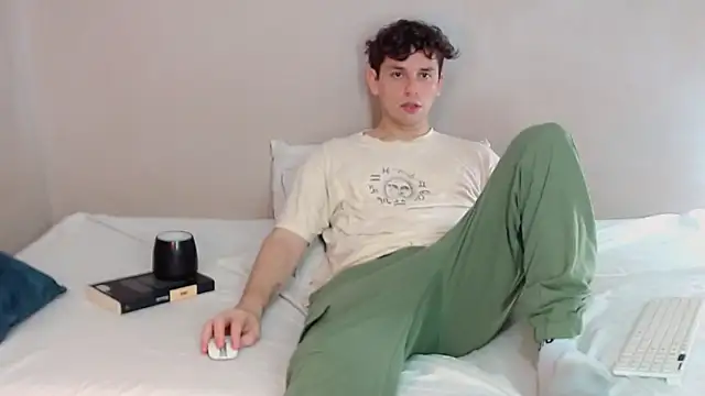 Snapshot of Elio555 chatting on 26, 2, 2025 Elio555 online show from 26, 2, 2025