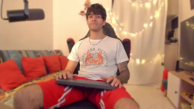 justin stark7 online show from 19, 12, 2025