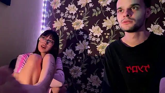 Snapshot of Psycho_dreams chatting on 20, 10, 2025 Psycho dreams online show from 20, 10, 2025