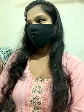 hottiess69 online show from 25, 10, 2025