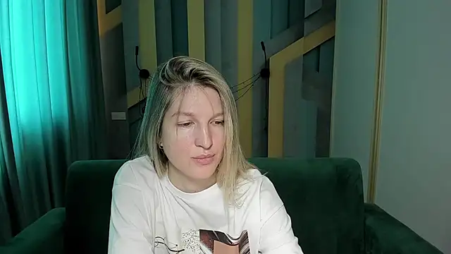 EmilyWalkeri online show from 5, 6, 2026