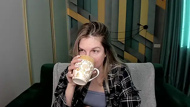 EmilyWalkeri online show from 14, 1, 2026