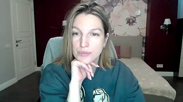 EmilyWalkeri online show from 23, 1, 2025