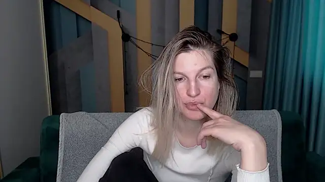 EmilyWalkeri online show from 2, 2, 2026
