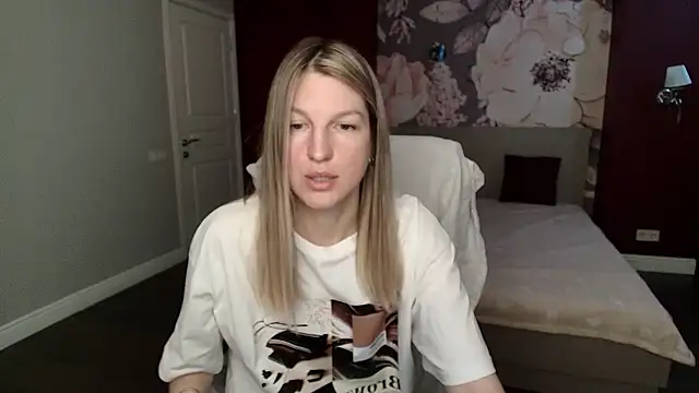 EmilyWalkeri online show from 6, 5, 2026