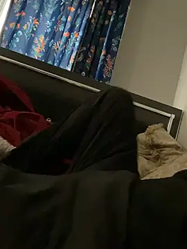 Clu0 online show from 7, 4, 2026