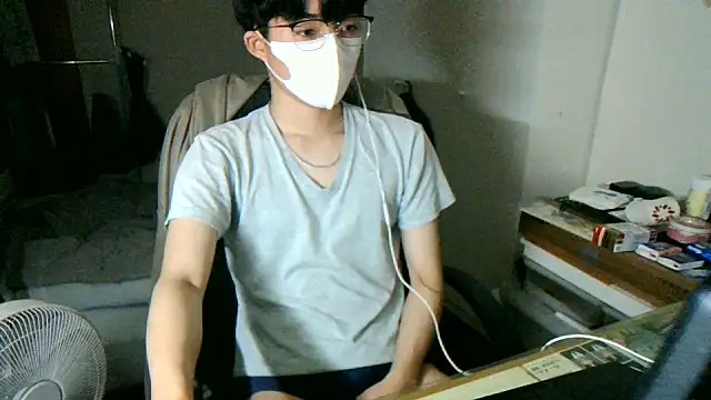 Snapshot of max5388 chatting on 21, 6, 2026 max5388 online show from 21, 6, 2026