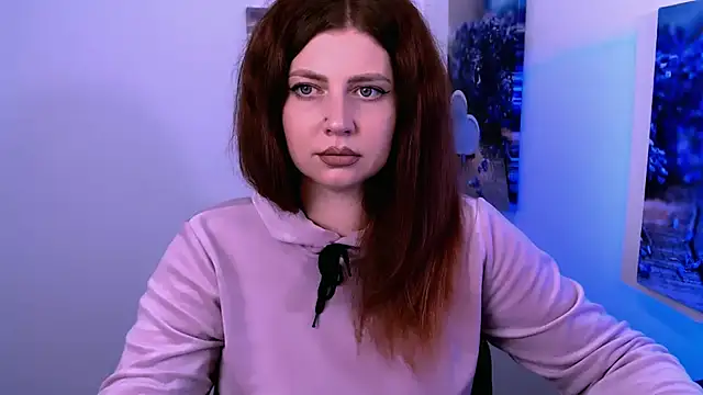 Snapshot of Lizzy_Love chatting on 5, 10, 2025 Lizzy Love online show from 5, 10, 2025