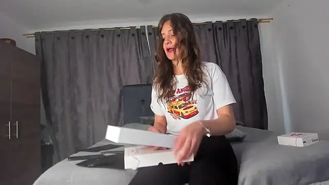 milf darling online show from 24, 11, 2025