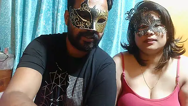 Snapshot of Cutehornycouples chatting on 2, 3, 2025 Cutehornycouples online show from 2, 3, 2025