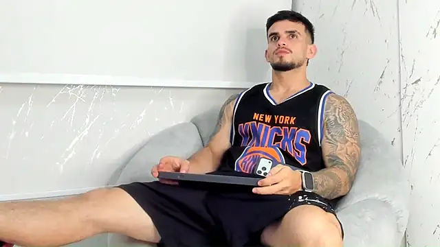 Ricardogo19 online show from 9, 4, 2026