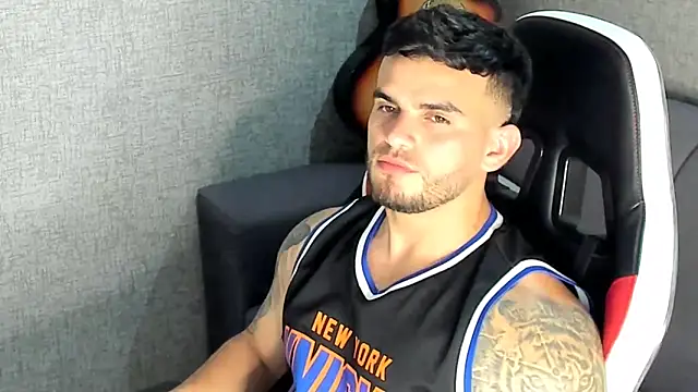 Ricardogo19 online show from 11, 11, 2025