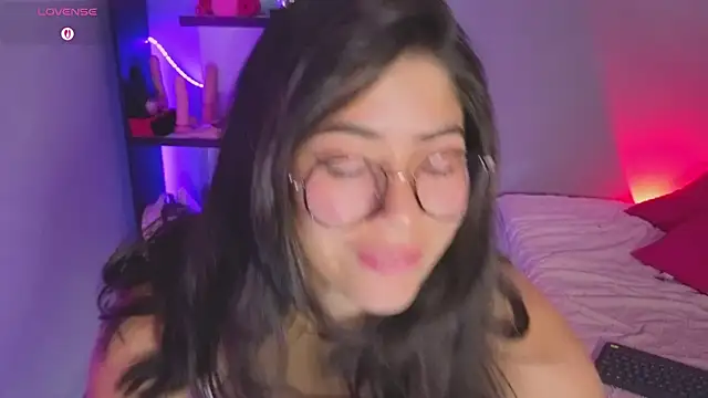 LoaLuxury online show from 8, 3, 2026