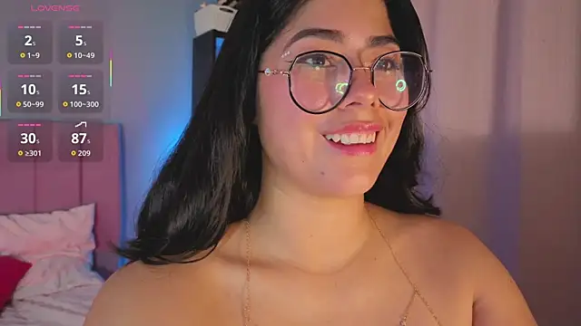 LoaLuxury online show from 21, 11, 2025