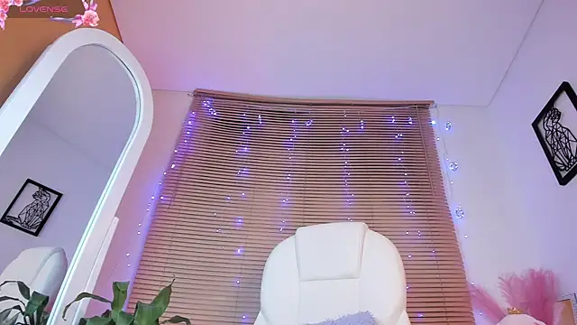 eyleen lee  online show from 20, 2, 2025