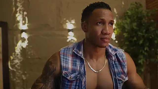 Logan Varela online show from 20, 11, 2025