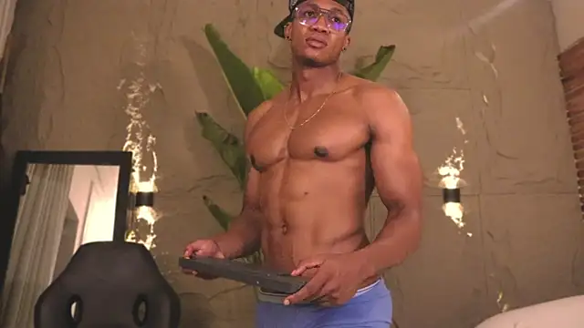 Logan Varela online show from 1, 3, 2025