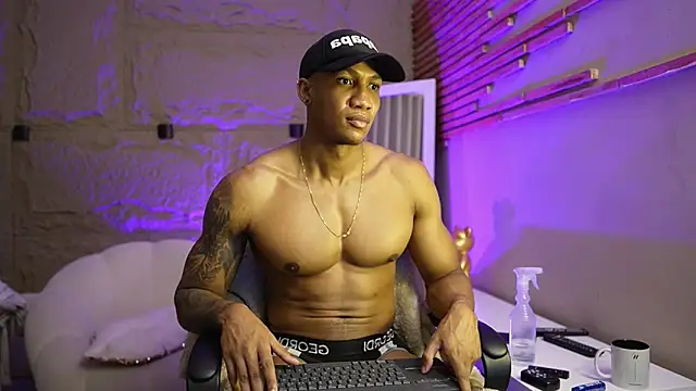 Logan Varela online show from 4, 3, 2026