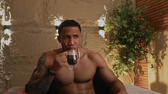 Logan Varela online show from 27, 11, 2025