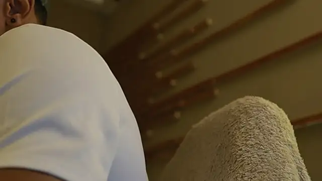 Logan Varela online show from 23, 2, 2026