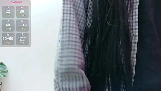 yourcuteneighbourr online show from 17, 12, 2025