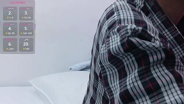 yourcuteneighbourr online show from 29, 10, 2025